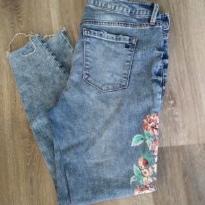 Jessica Simpson Kiss me Skinny Jeans